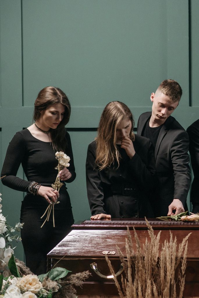 Serene ruimte voor afscheid bij crematie met veel rust en helderheid